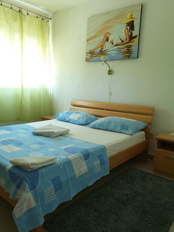 Meje Apartments สปลิท ภายนอก รูปภาพ